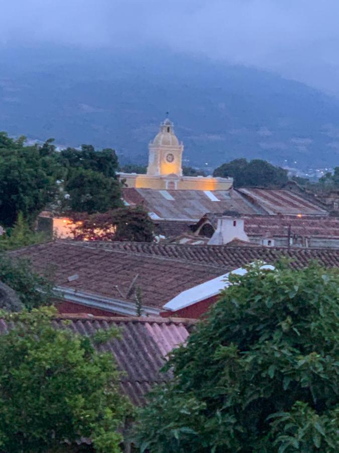 Hotel Mansion Del Rey Antigua ภายนอก รูปภาพ